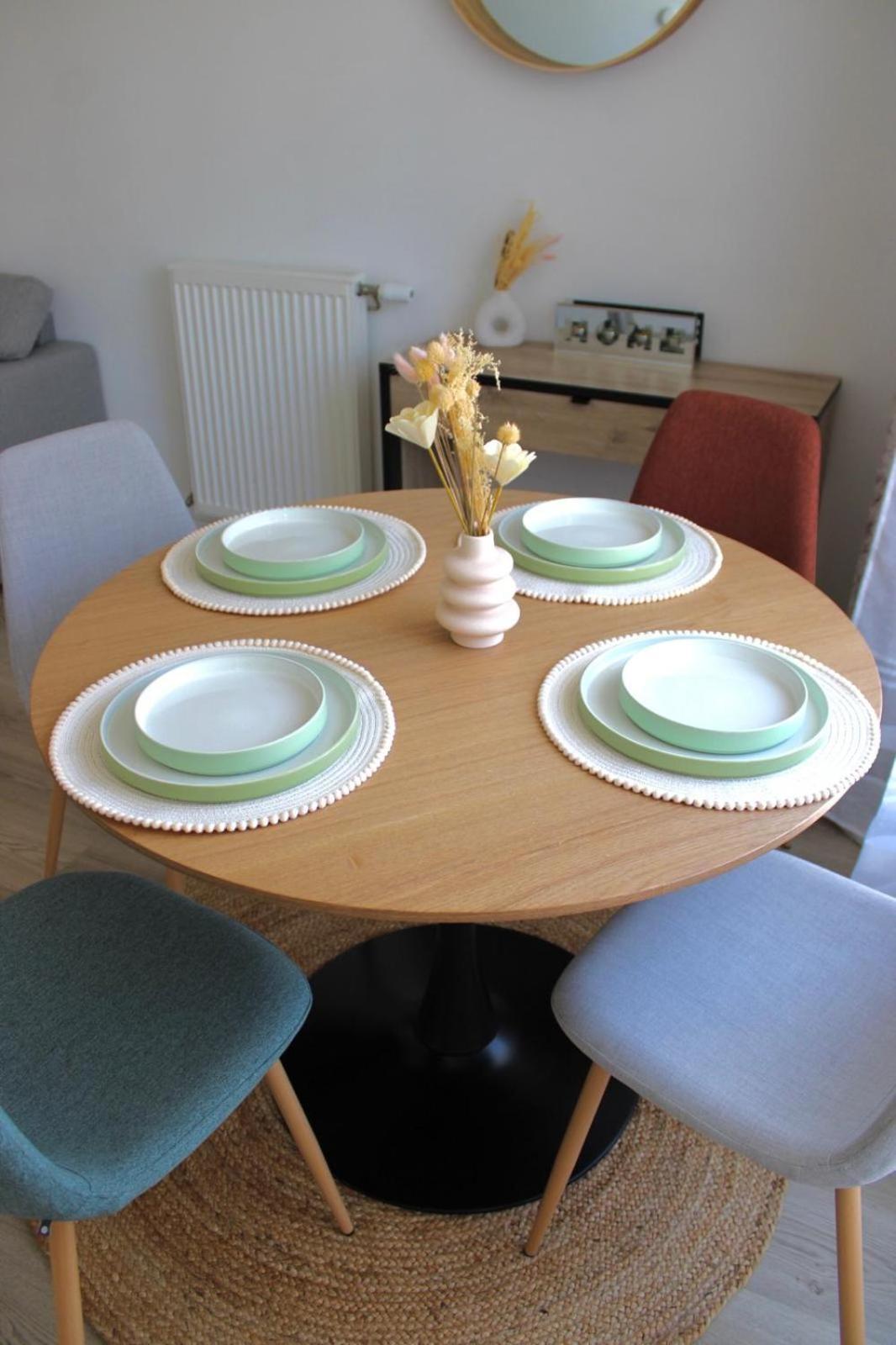 Appartement Elegant Et Lumineux Romainville Bagian luar foto