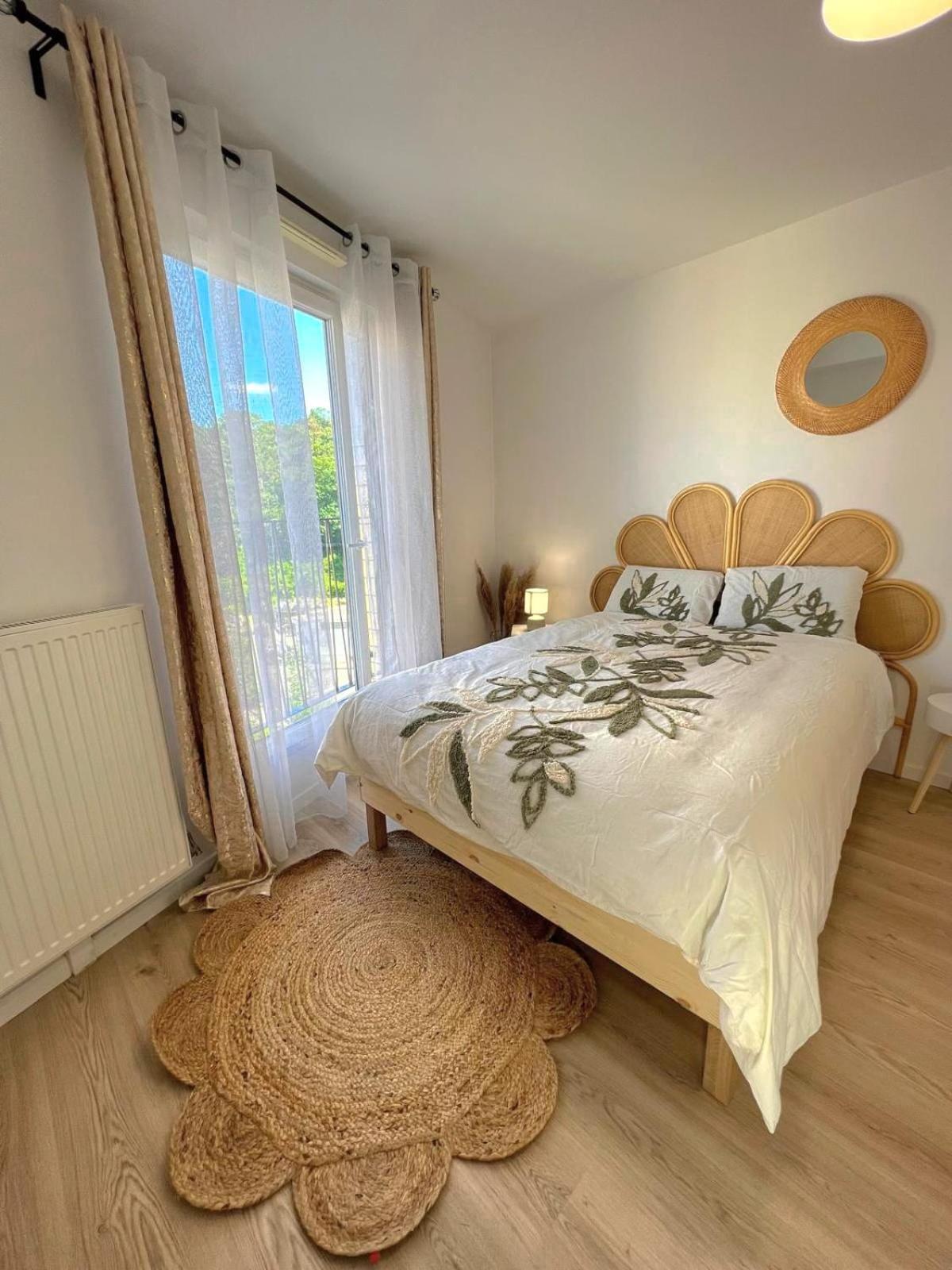 Appartement Elegant Et Lumineux Romainville Bagian luar foto