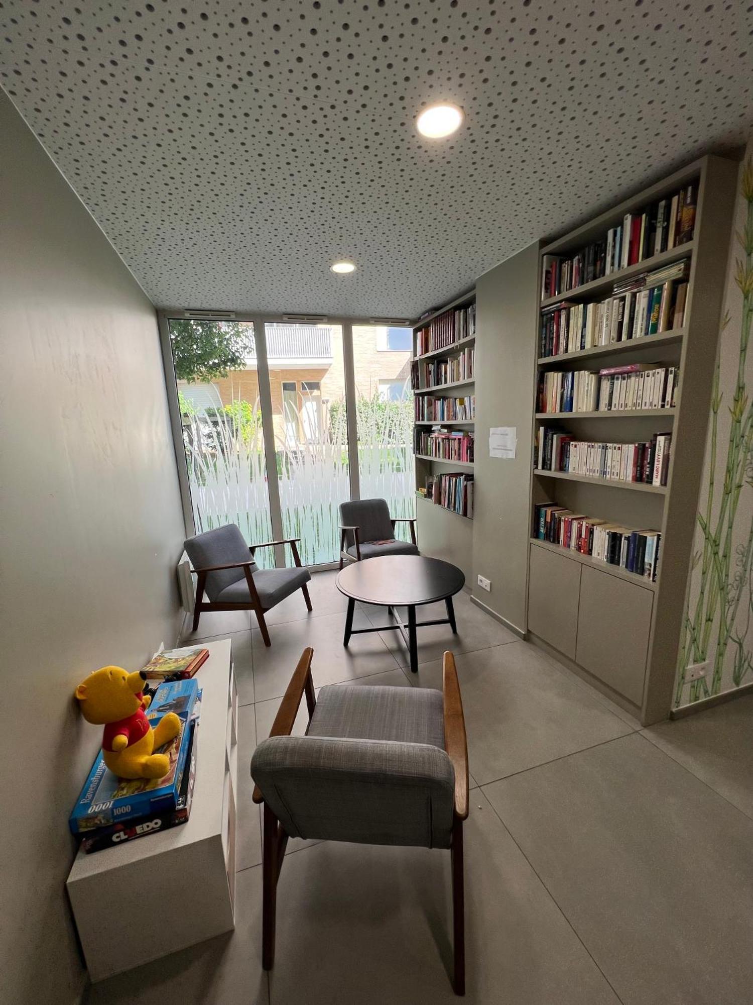 Appartement Elegant Et Lumineux Romainville Bagian luar foto